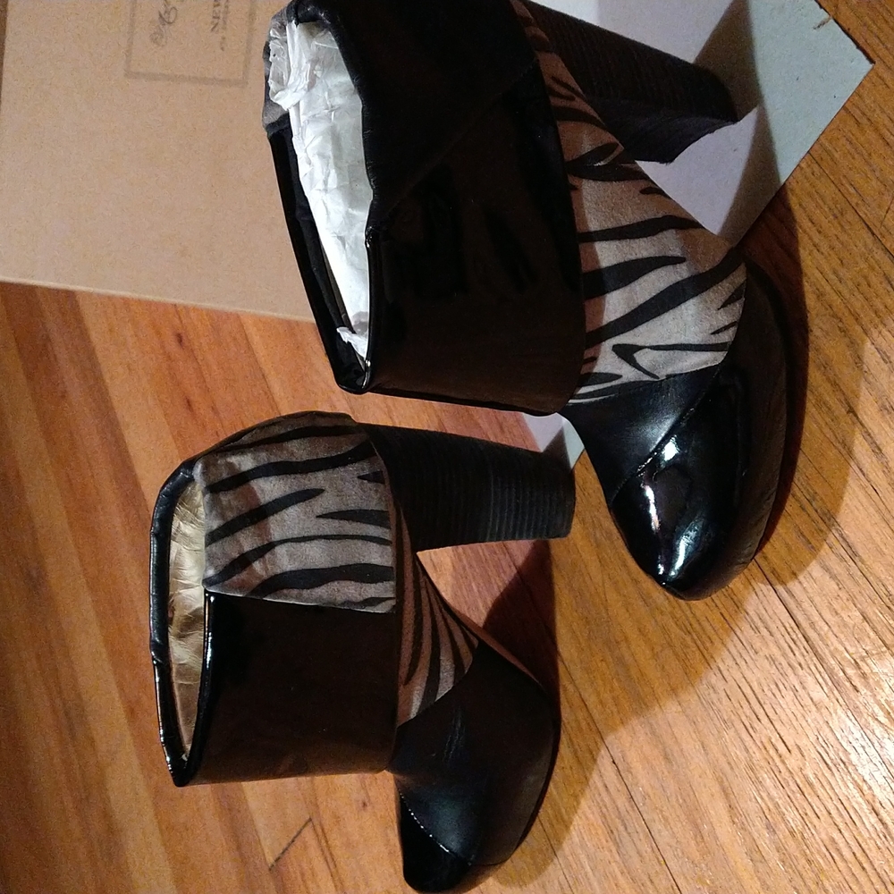 Matt Bernson foorwear NY , lady's 7m, leather upper and sole